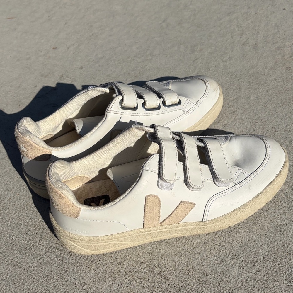 Veja Cream and Tan Velcro Sneakers